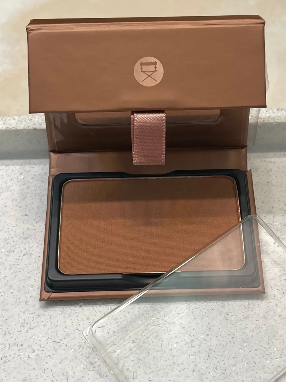 VISEART ~ ‘BRONZE NOISETTE’ Professional Bronzer with Box ~ Full Size 7.5 g